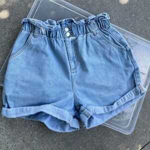 Stretchy Paperbag Shorts!